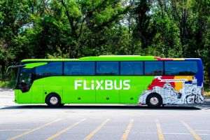FlixBus lansează primele linii interurbane cu autocarul în ţara noastră